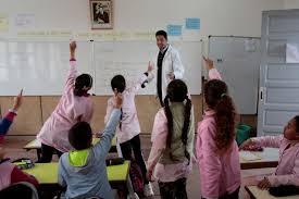 التدريس.. مهنة أم رسالة؟ 